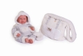 Lalka Antonio Juan Lea con bolso portabebé de borreguillo 33346