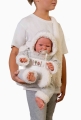 Lalka Antonio Juan Lea con bolso portabebé de borreguillo 33346